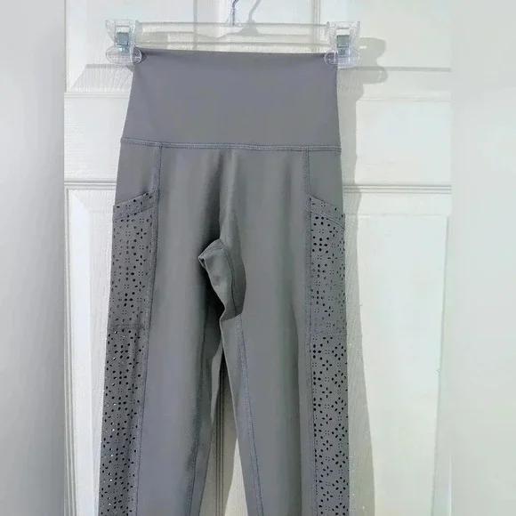 NWT Gray *Aerie* Leggings | XS | Hi-Rise | Feel Cool Laser-Cut Side Pockets - Picture 2 of 7